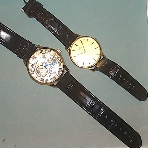 (Bundle 2) Pulsar Watch and a wind up Robotics main image 6